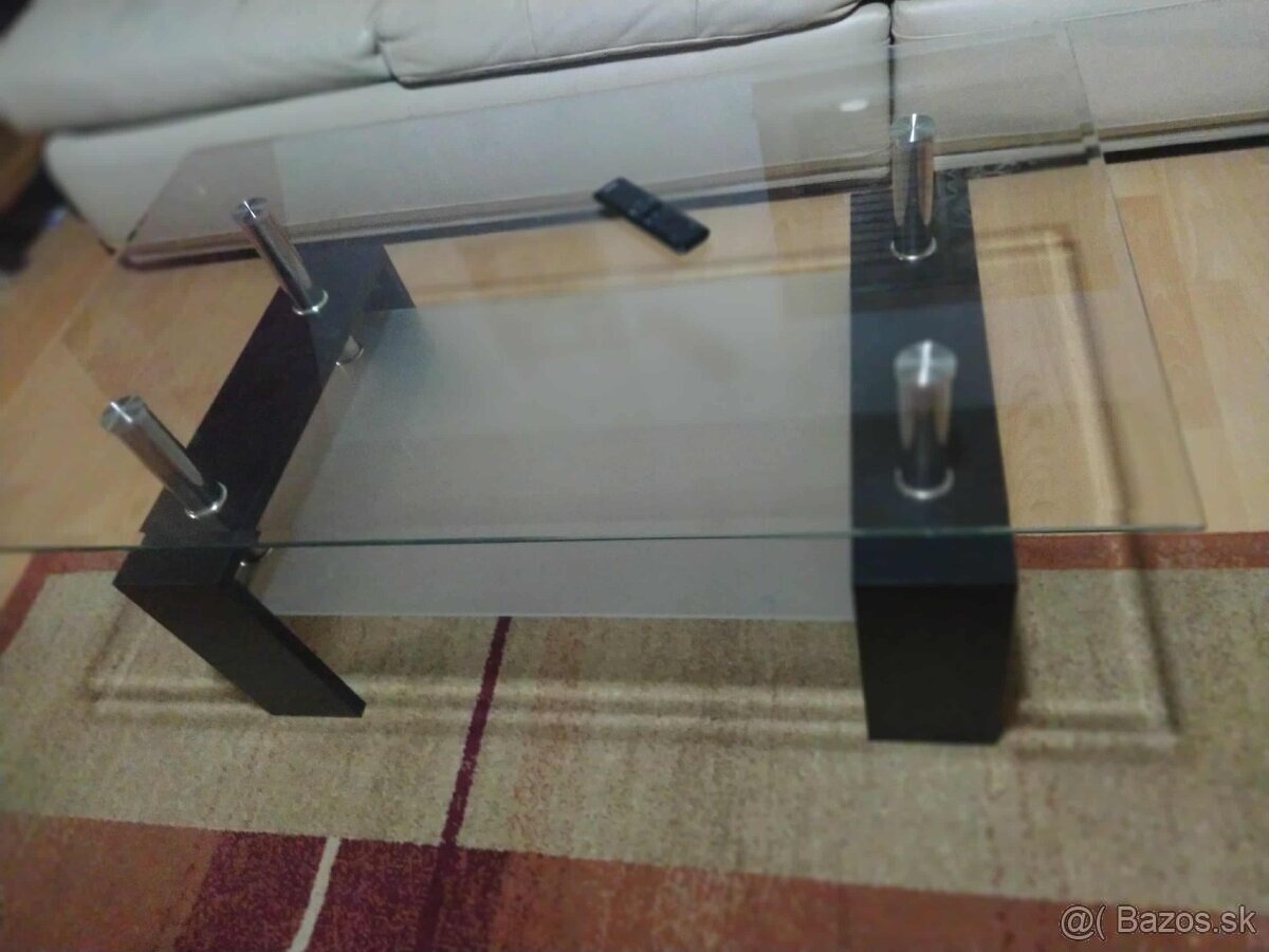 Konferenčný stolík