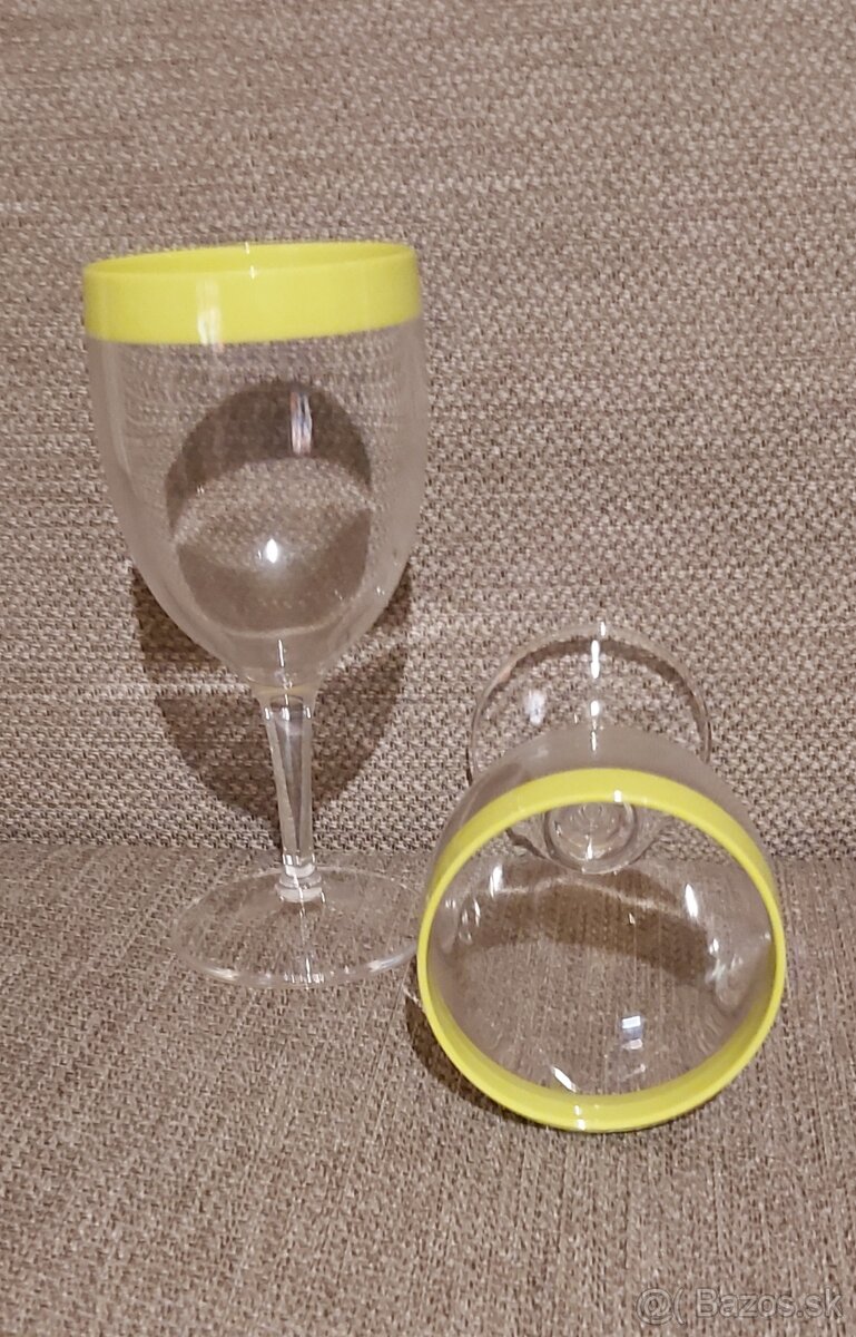 Tupperware 6 pohárov na víno