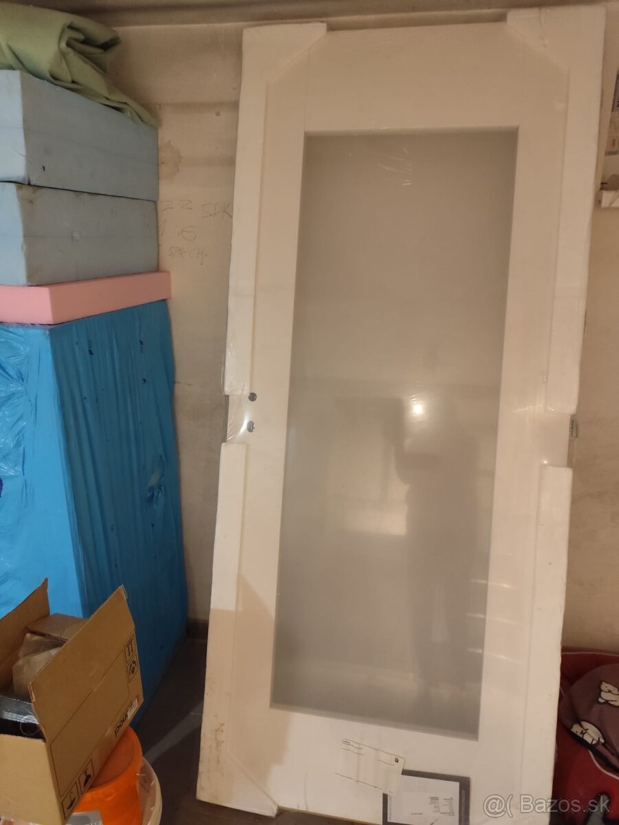 Interiérové dver so zárubňou