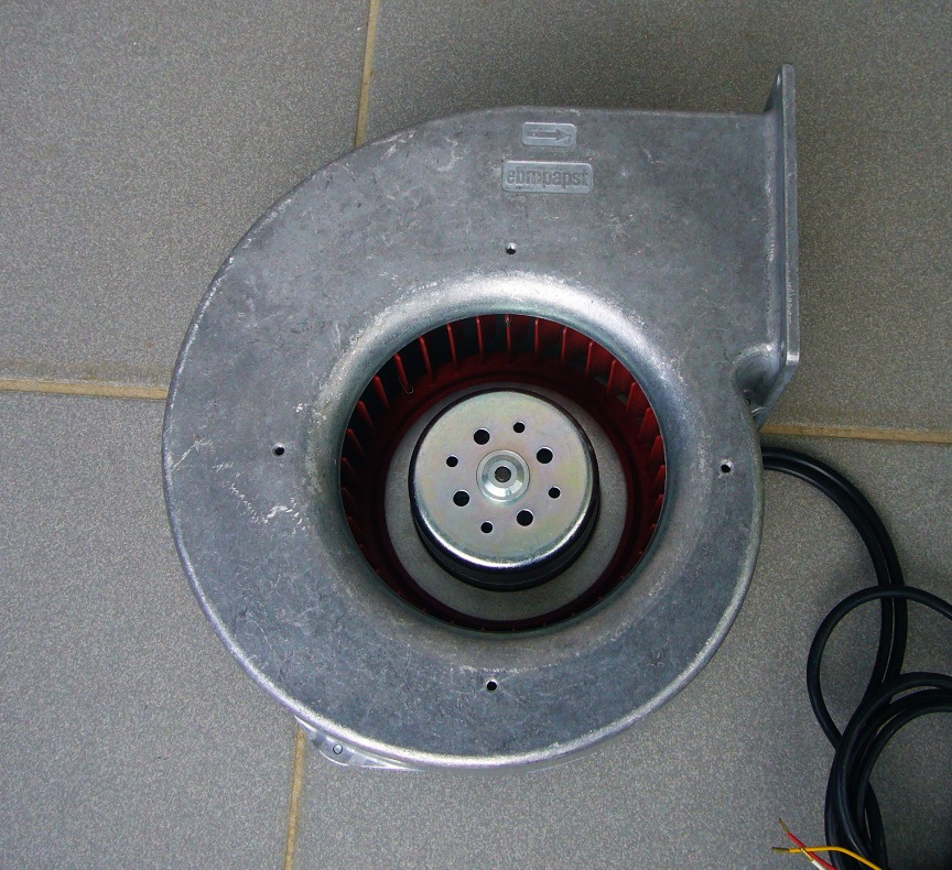 Radiálny ventilátor 230V s reguláciou