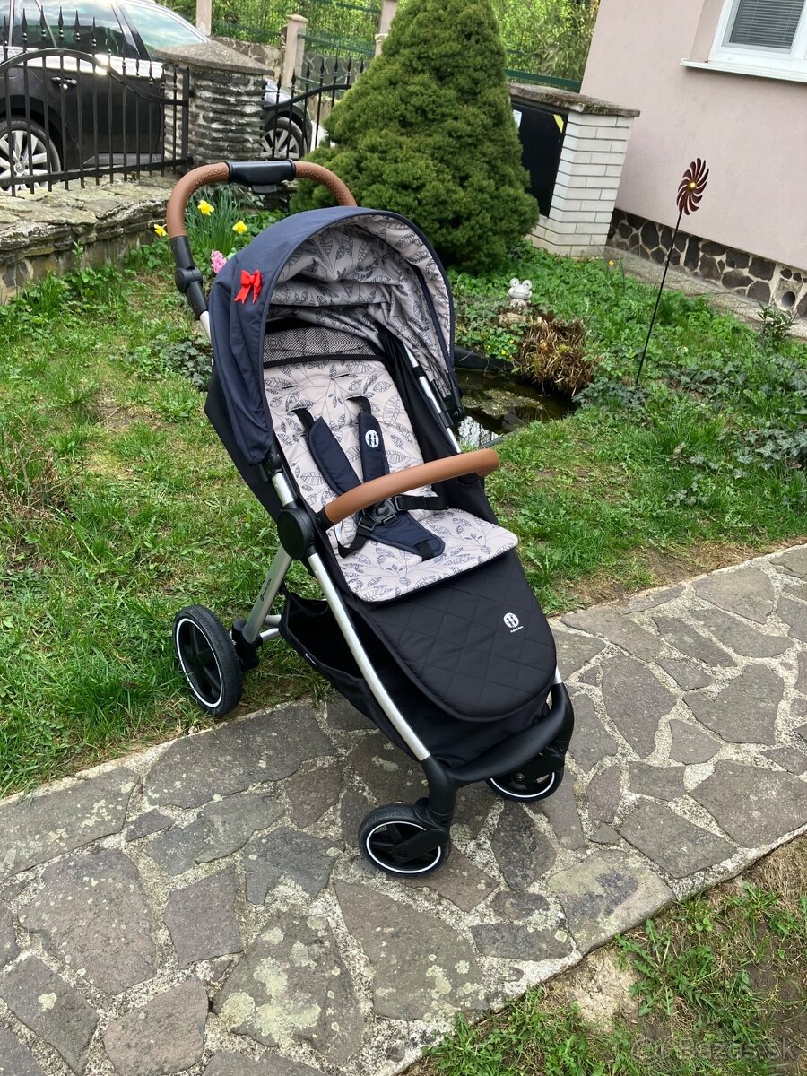Športový kočík Petite&Mars Ryoal