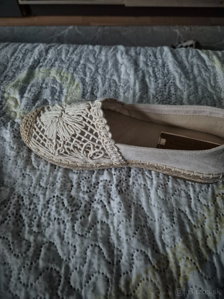 Obuv perfované espadrilky
