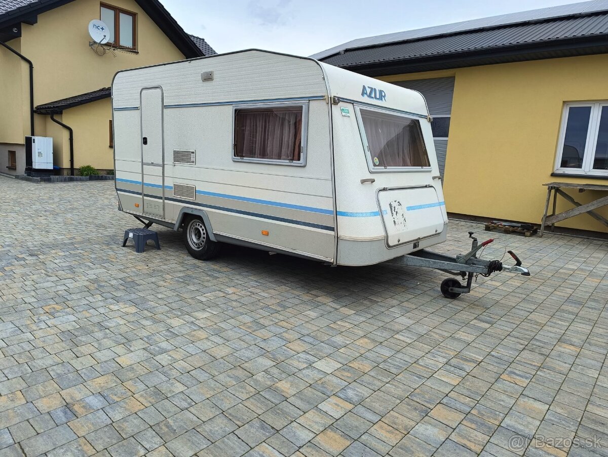 Knaus Azur 400 - Predstan