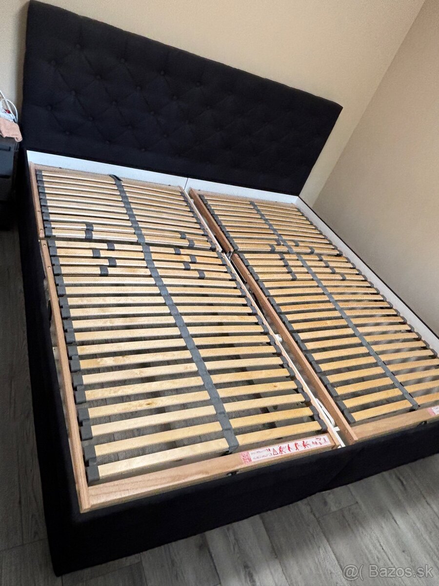 Predám Manželskú posteľ 200x200cm