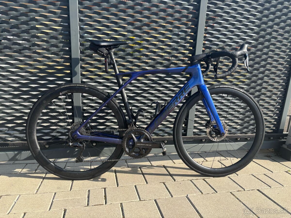 Cestný bicykel