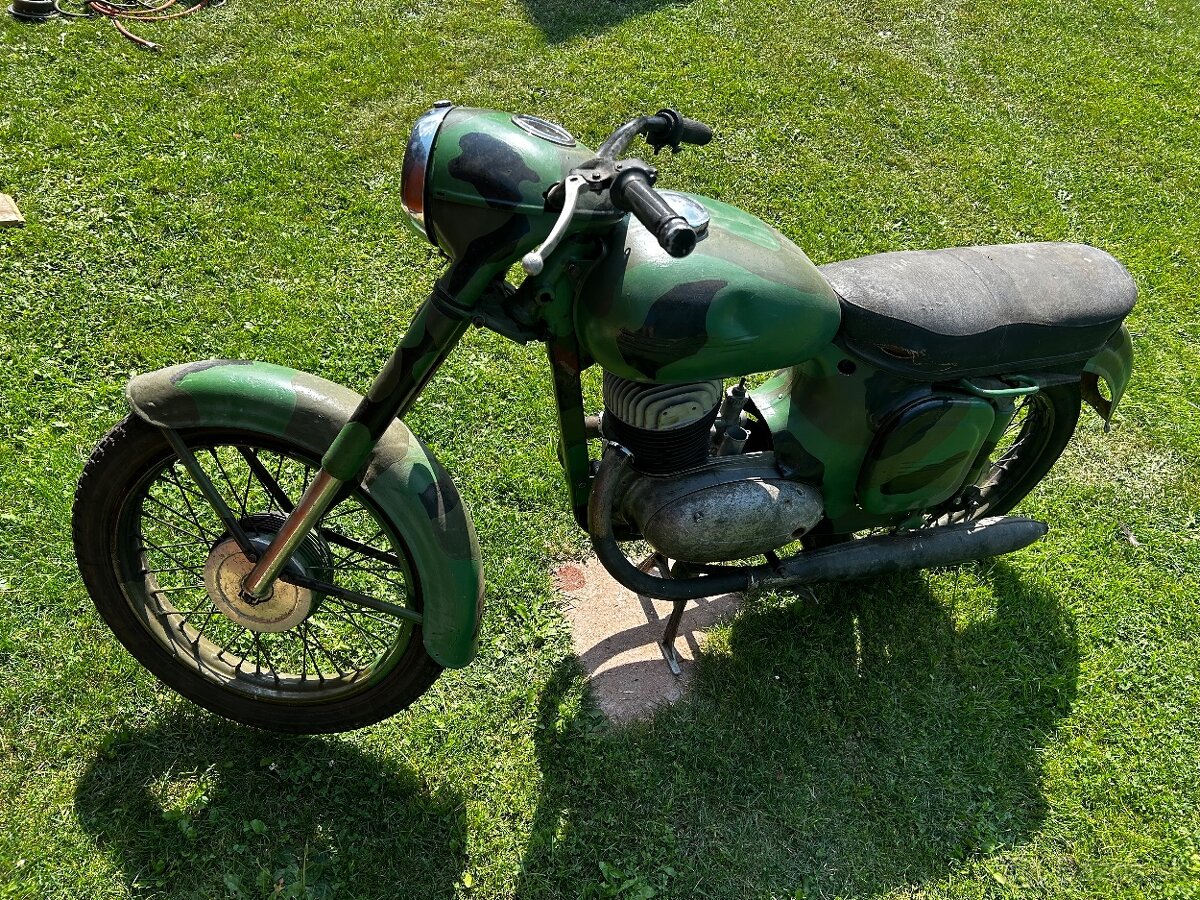 Jawa 250 590 Sport