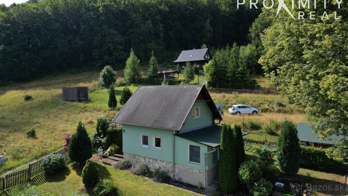 REZERVOVANÉ Štýlová moderná murovaná chata pri Ružíne – Mal