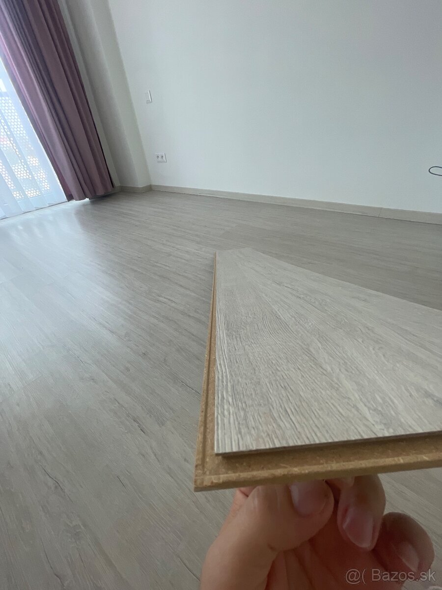 REZERVOVANE Predam taliansku laminatovu podlahu