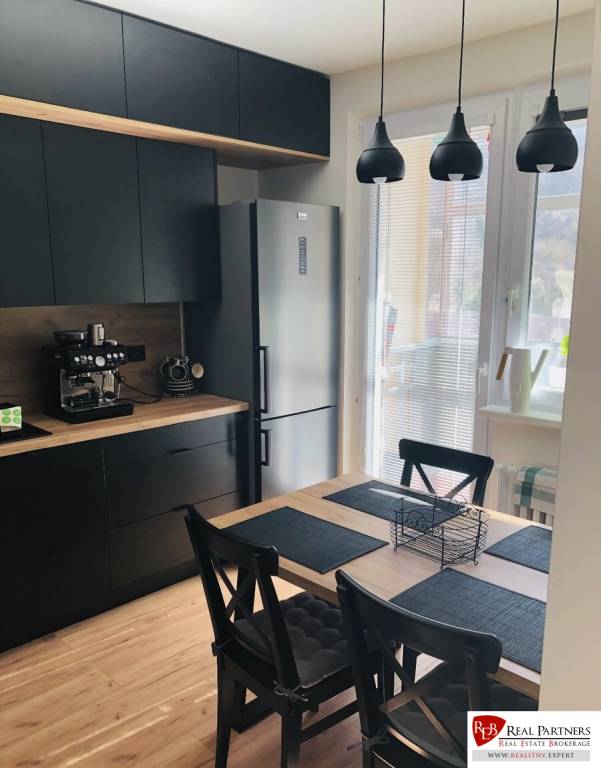 Prenájom 3-izb.byt s balkónom,73m2,Bratislava-Devínska Nová