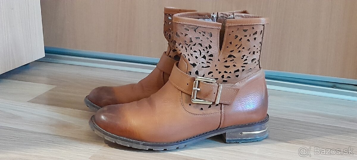 Kotnikové čižmy, kožené, veľ. 37