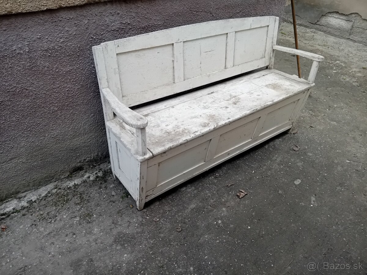 Stará lavička