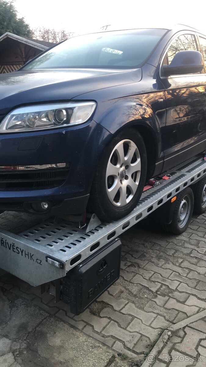 Rozpredám na náhradné diely AUDI Q7 4.2 TDI