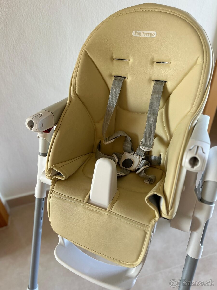 Detska jedalenska stolicka Peg Perego Prima Pappa Follow me