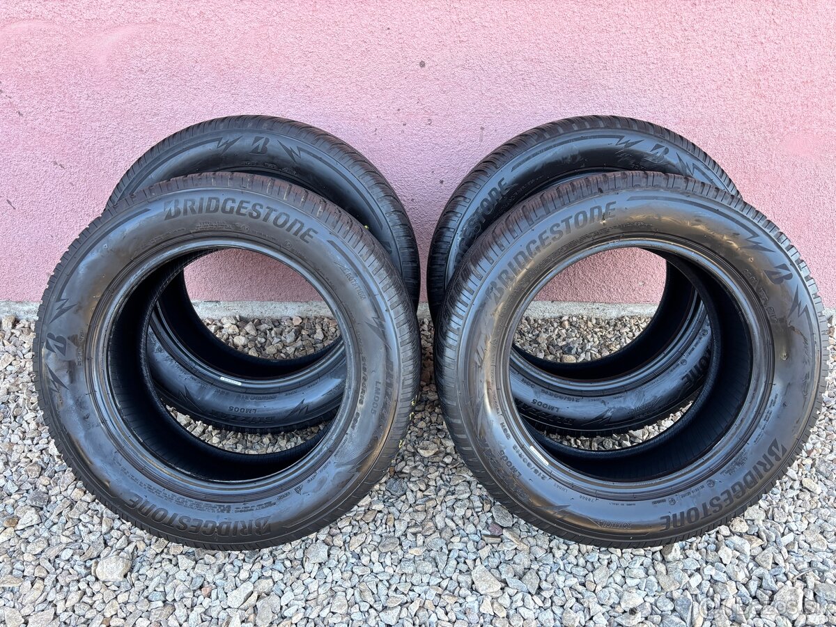 215/60 R16 Bridgestone Blizzak - zimne