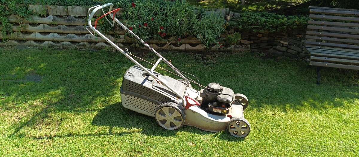 Predám kosačku a vertikutator