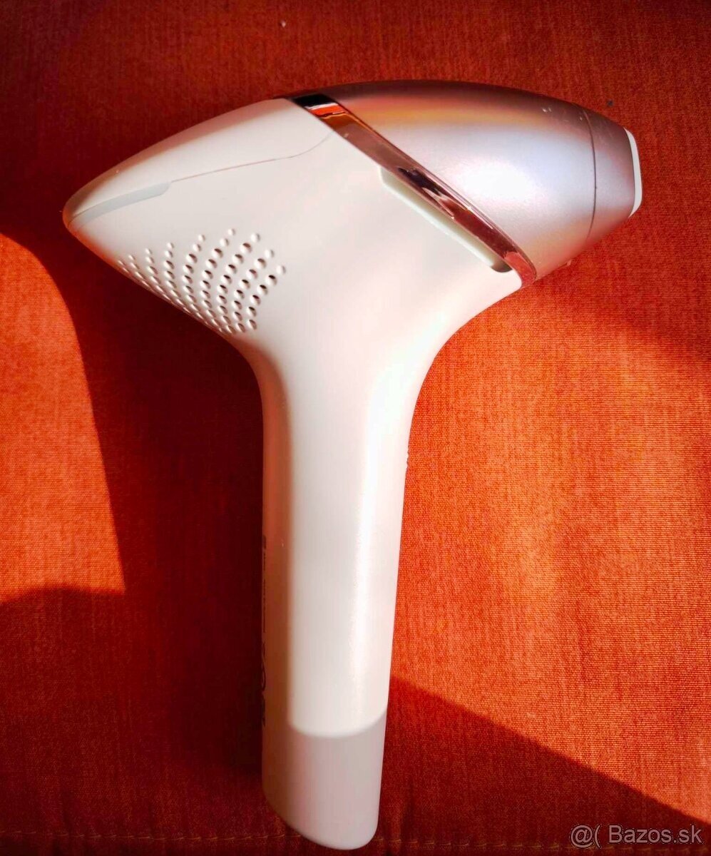 IPL epilátor Philips Lumea Series 9000, BRI958