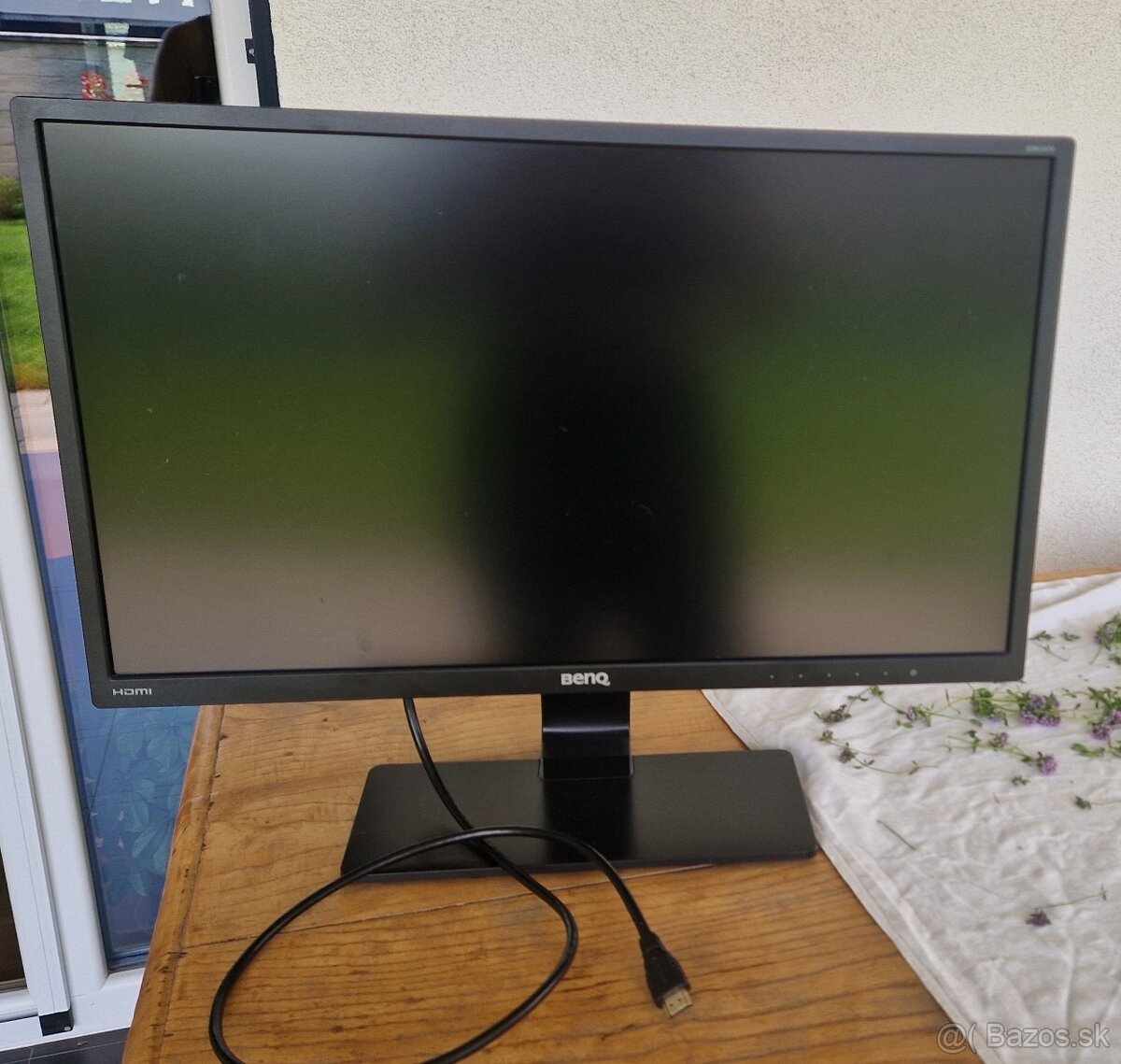 BenQ LCD monitor
