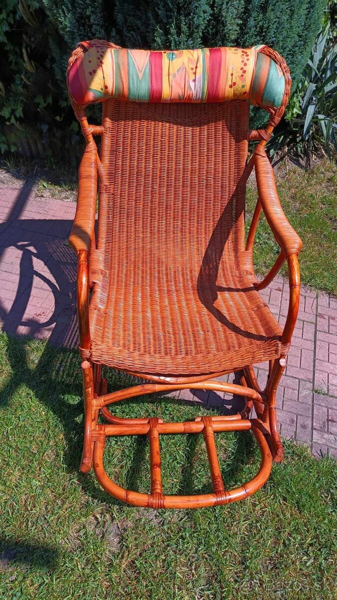 Hojdacie kreslo