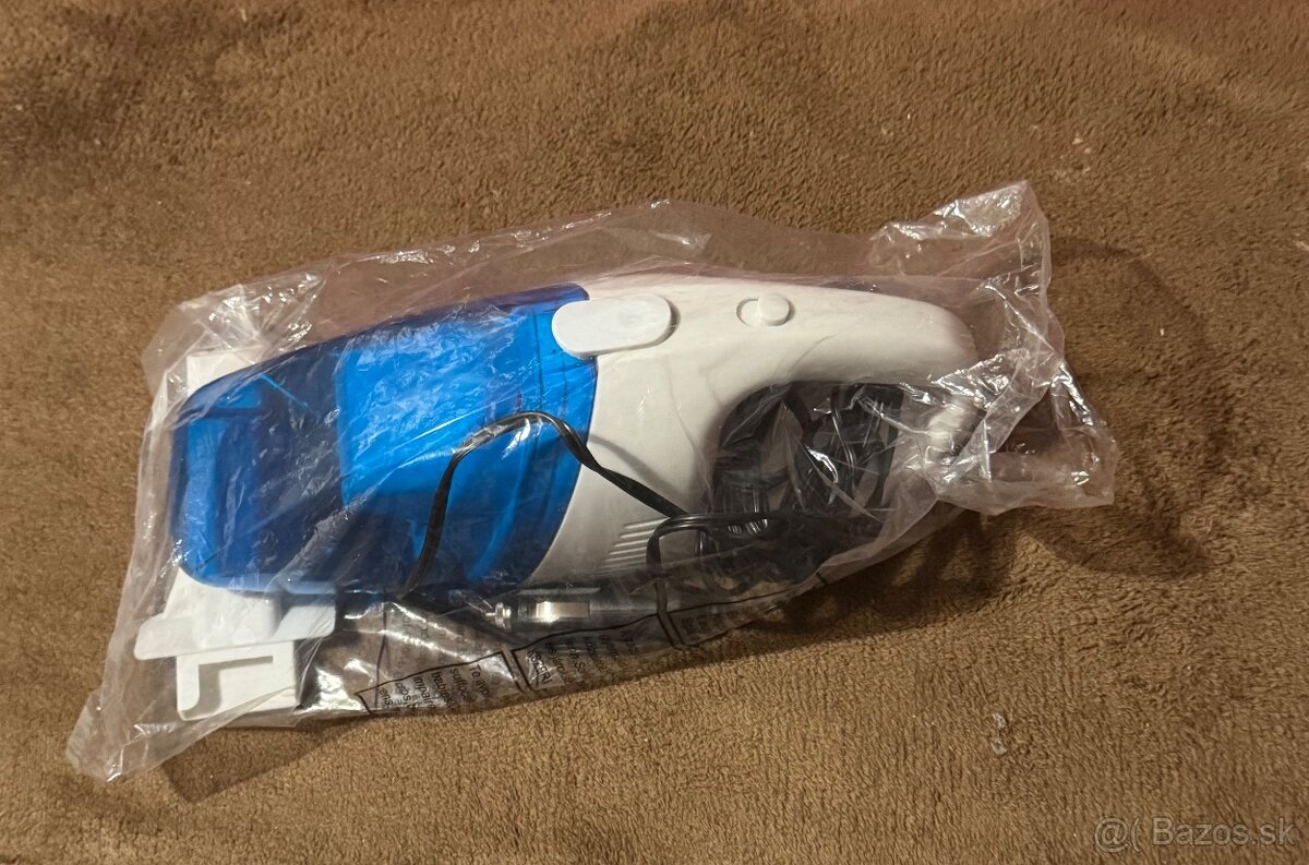 Novy Auto vysavac- 6€