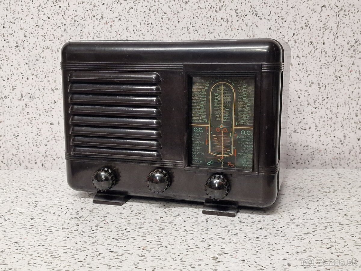 STAROŽITNÉ BAKELITOVÉ RÁDIO 》40-te roky 》 ELEKTRONKOVÉ RADIO