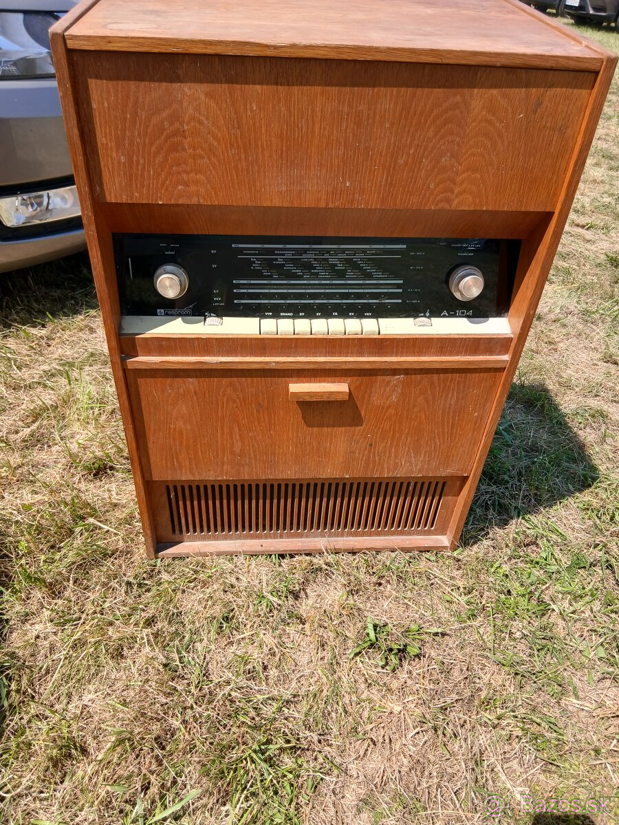 Predám retro gramofón