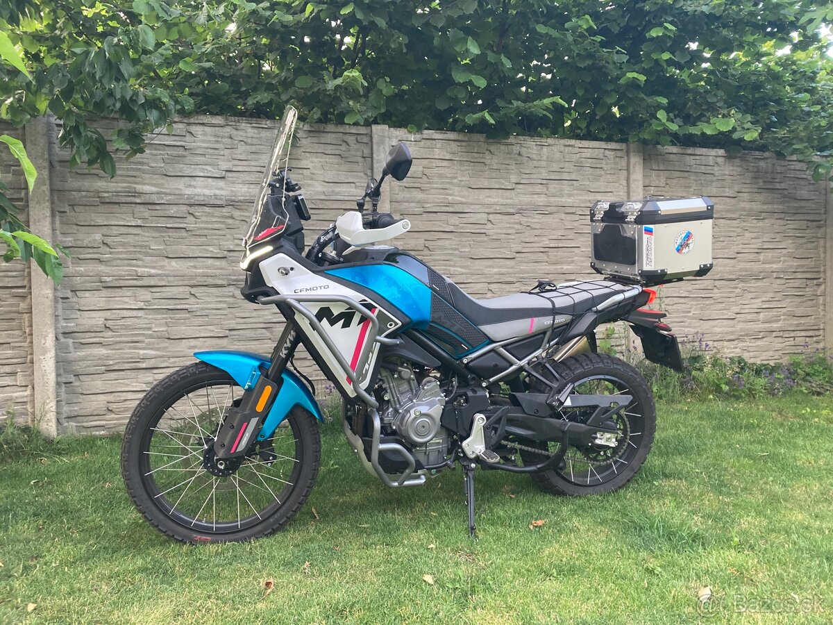 CF MOTO 450MT