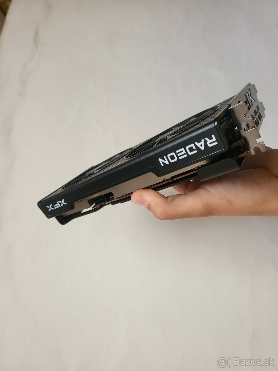 Grafická karta xfx RX 6600 8GB