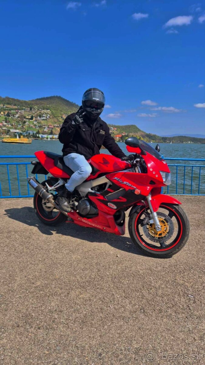 Honda VTR 1000