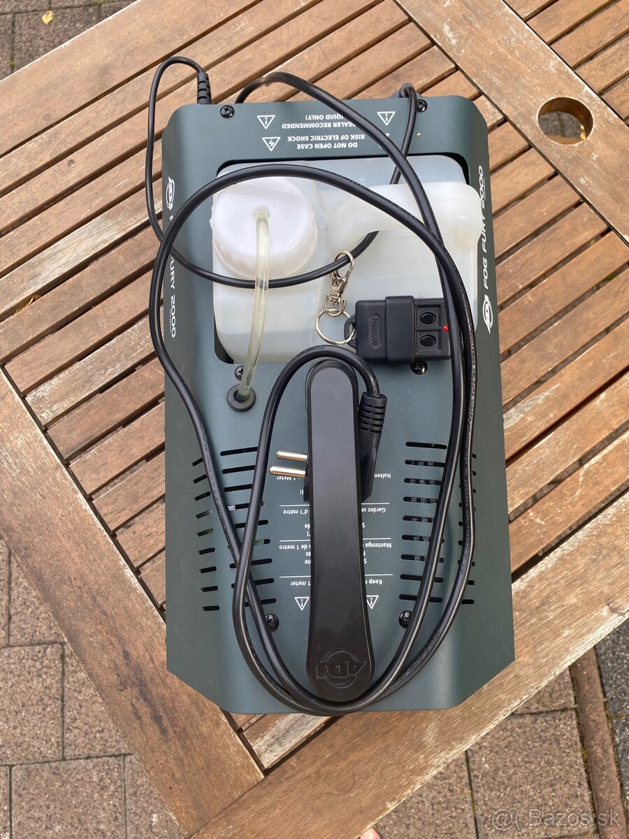 Dymostroj ADJ fury 2000
