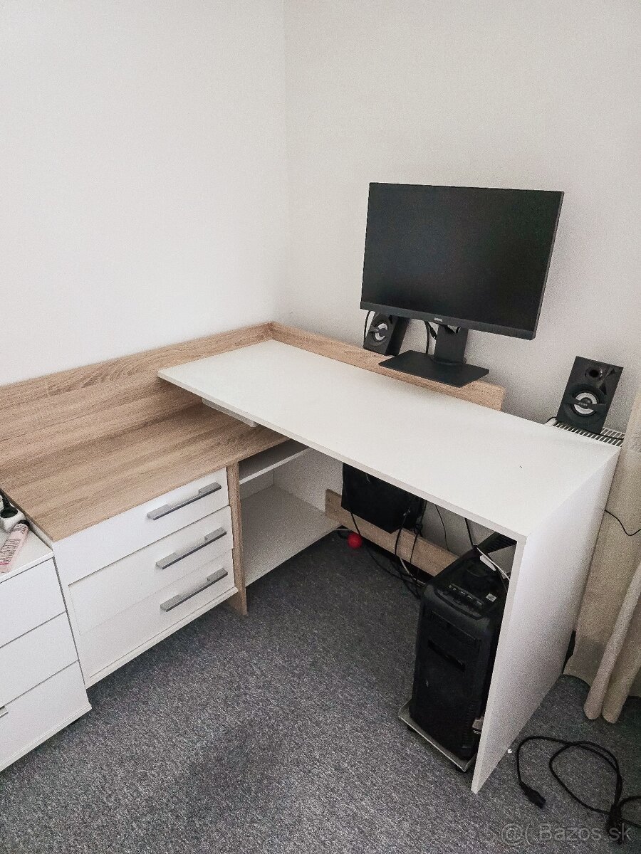Rohový pracovný písací stôl