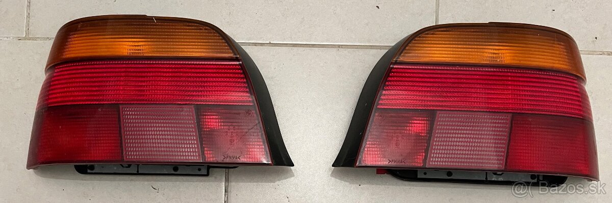 Predám zadné svetlá BMW radu "5" E39 pred facelift