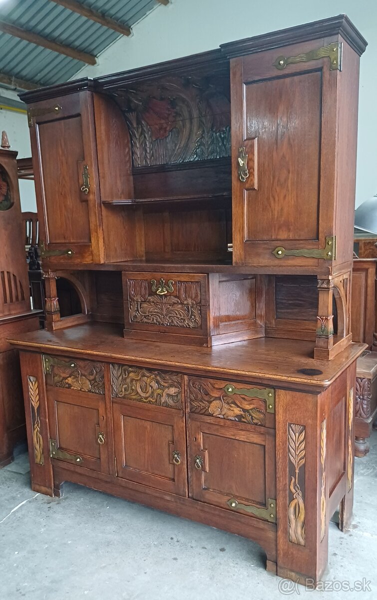 Starožitný nabytok