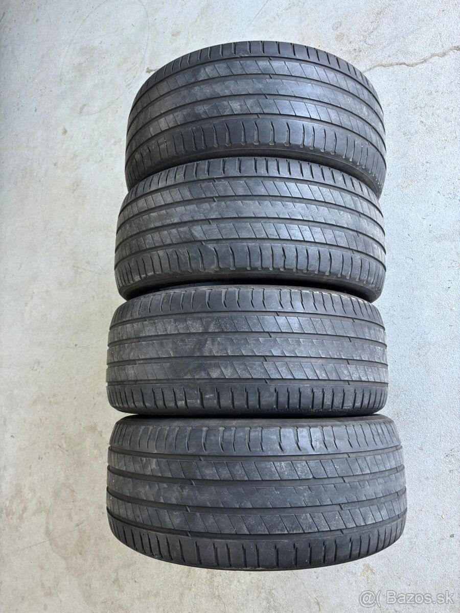 Pneumatiky 275/45R20
