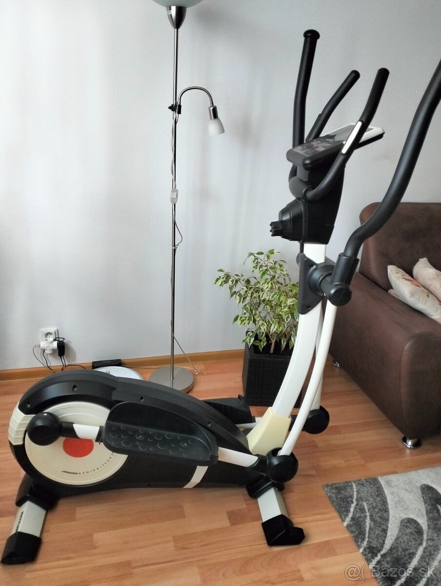 Eliptický trenažér