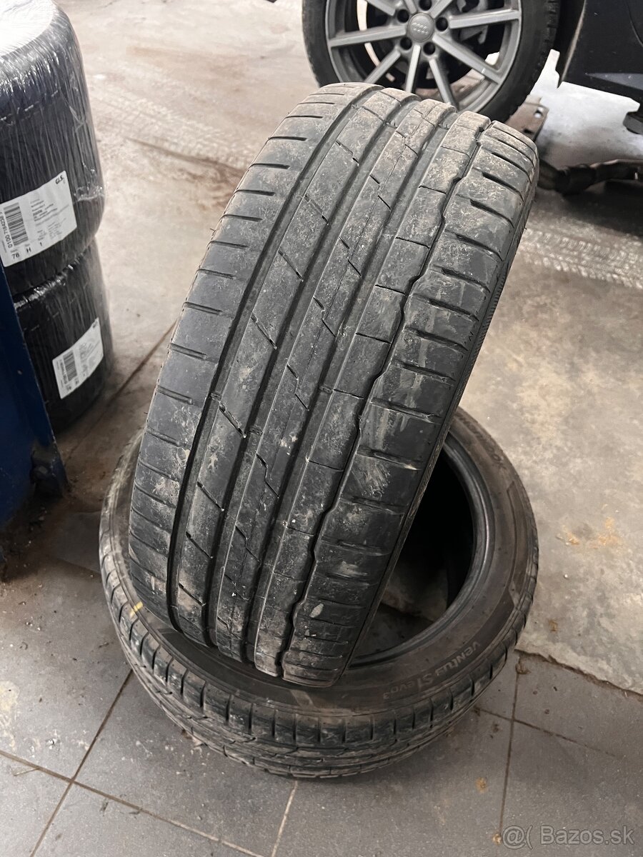 245/45R19 letne