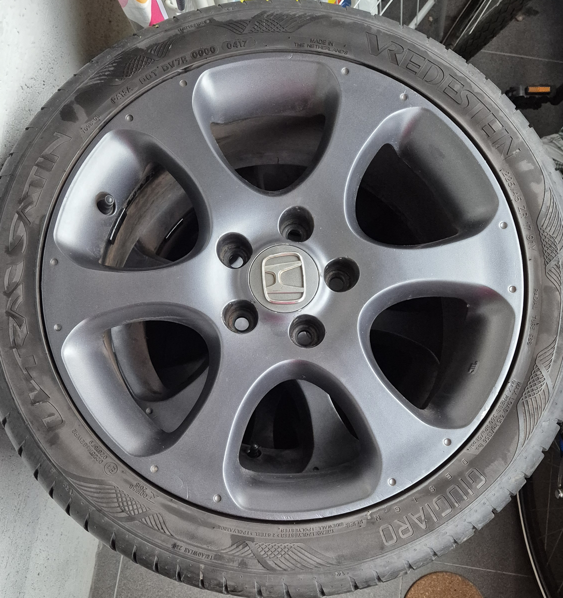 Disky Honda R17 + letne gumy