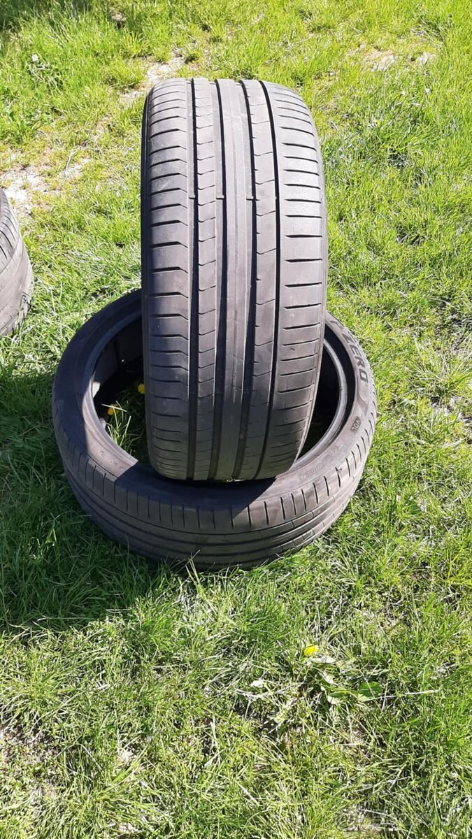 275/35r22 104w Pirelli letne a 315/30r22 107Y Pirelli letne