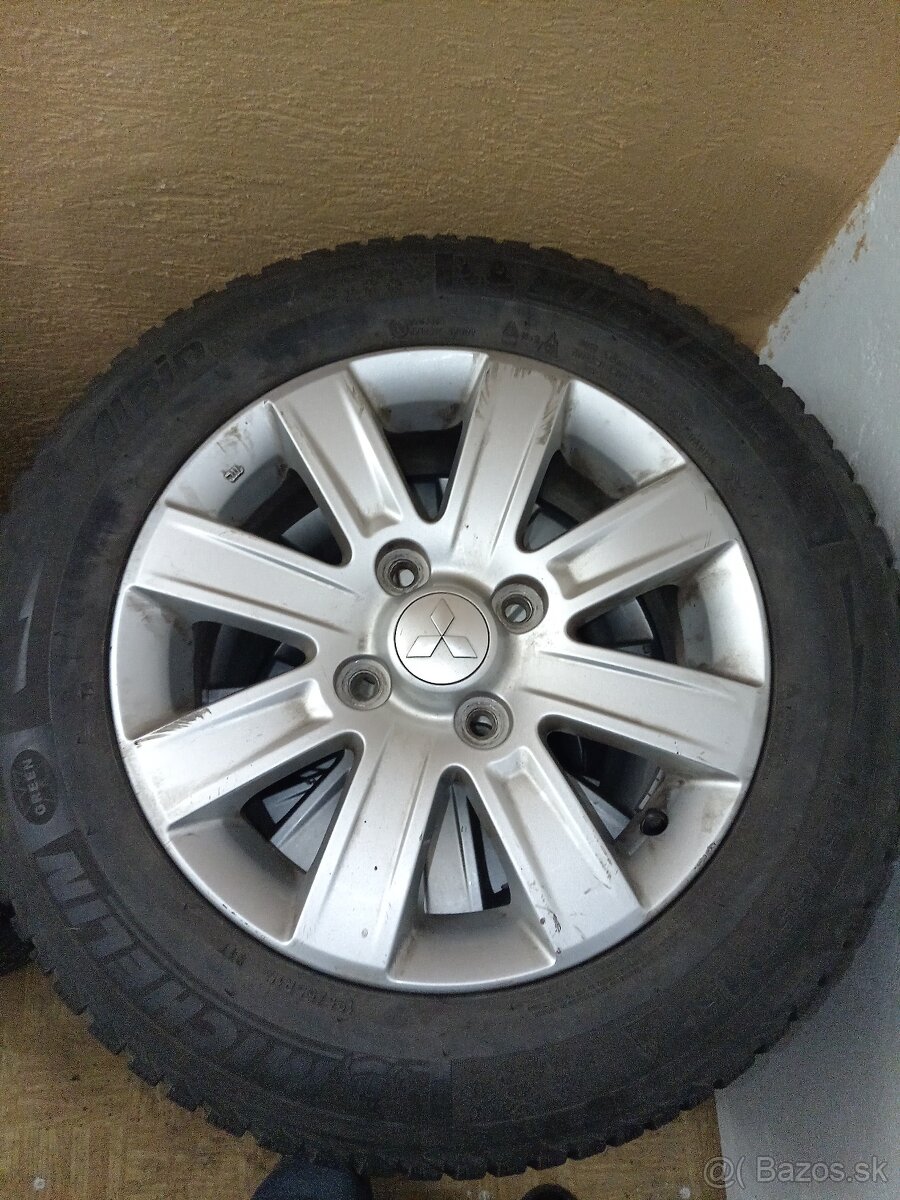 Mitsubishi R15 4x 114,3