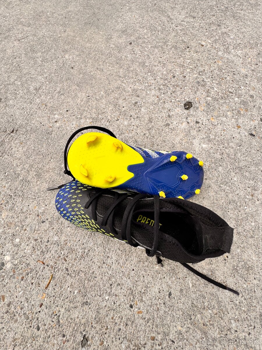 Kopačky Adidas -32