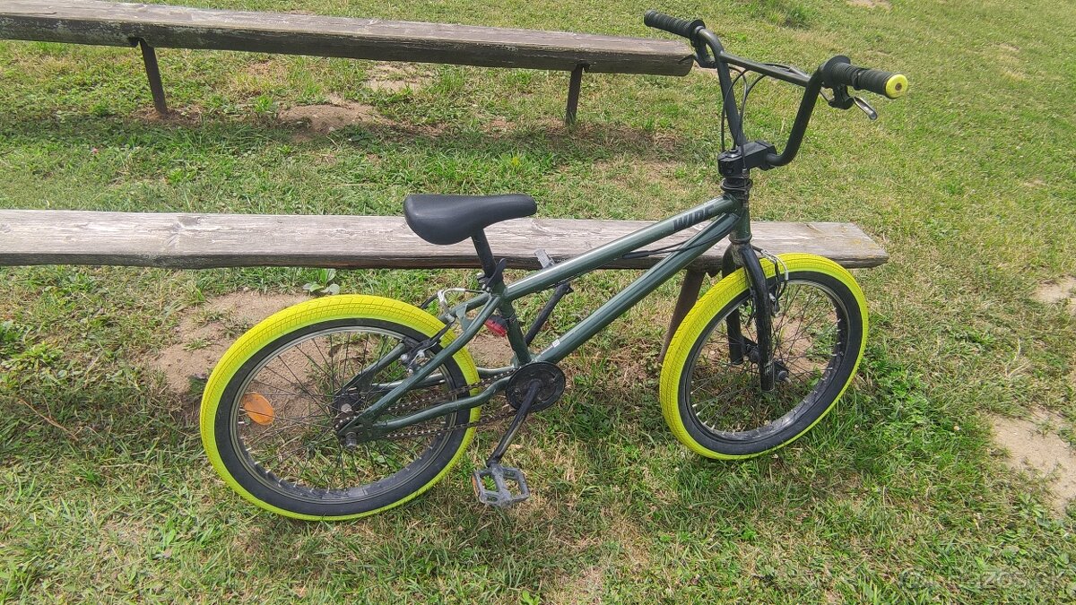 Bicykel BMX Wipe