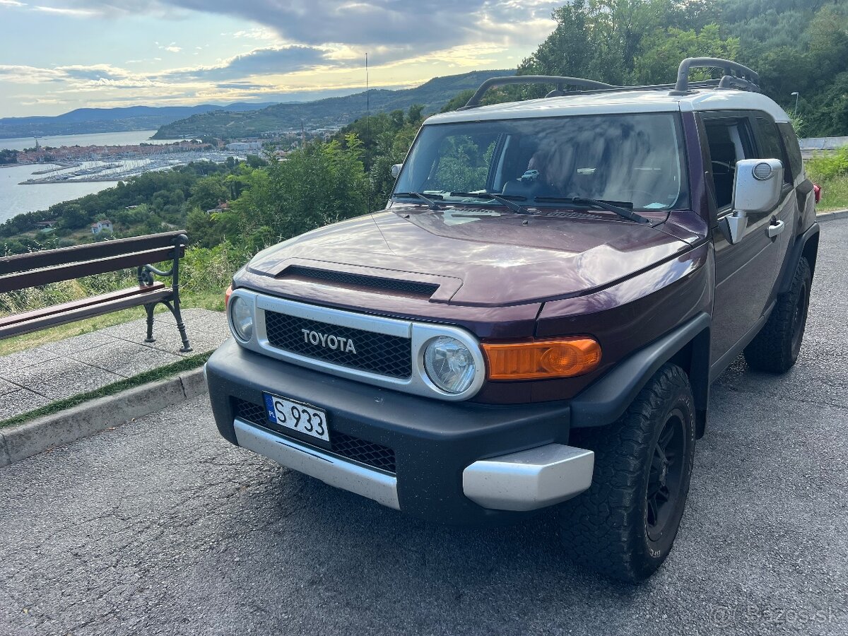 FJ Cruiser 4.0 4x4 Manual LPG