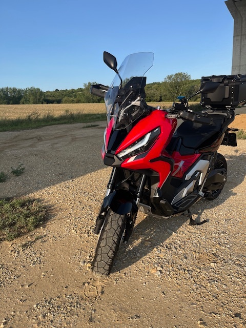 Honda X ADV 750cm3 43 kw 7/2024