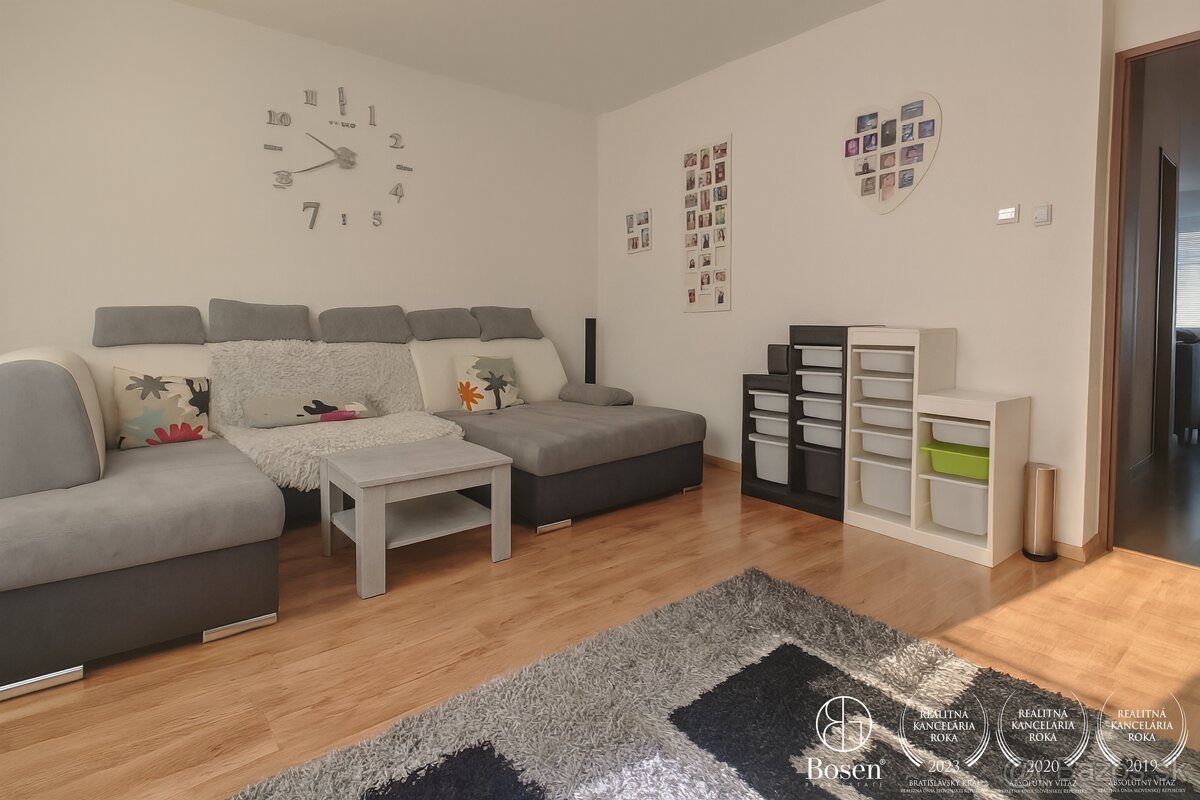 BOSEN | Rodinný dom s veľkým pozemkom – Rohovce