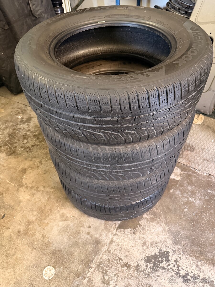 Zimne pneumatiky Hankook suv 235/65 R17