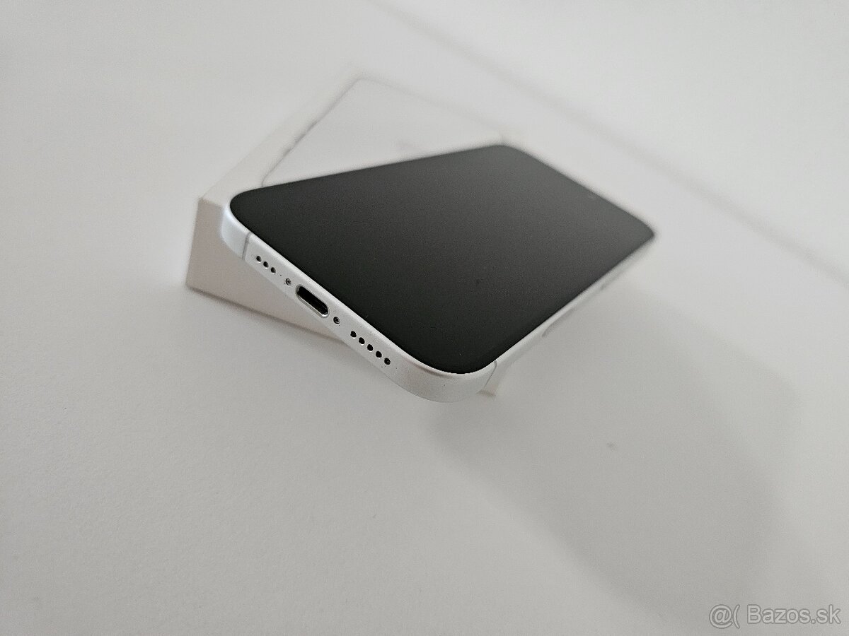 Apple iPhone 16 100% batéria so zárukou