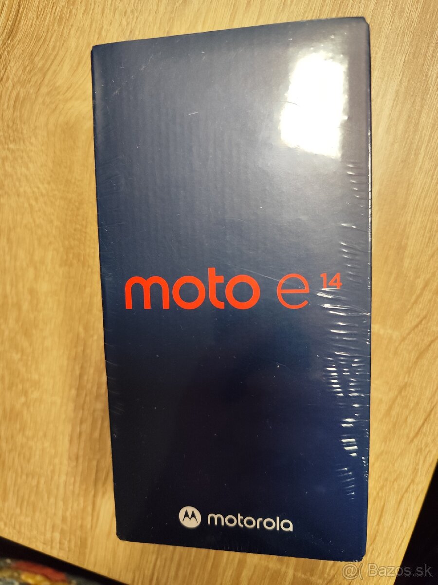 Motorola Moto e14