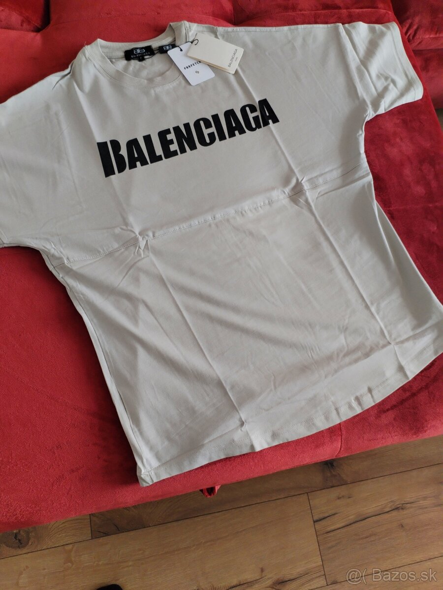 Tricko Balenciaga