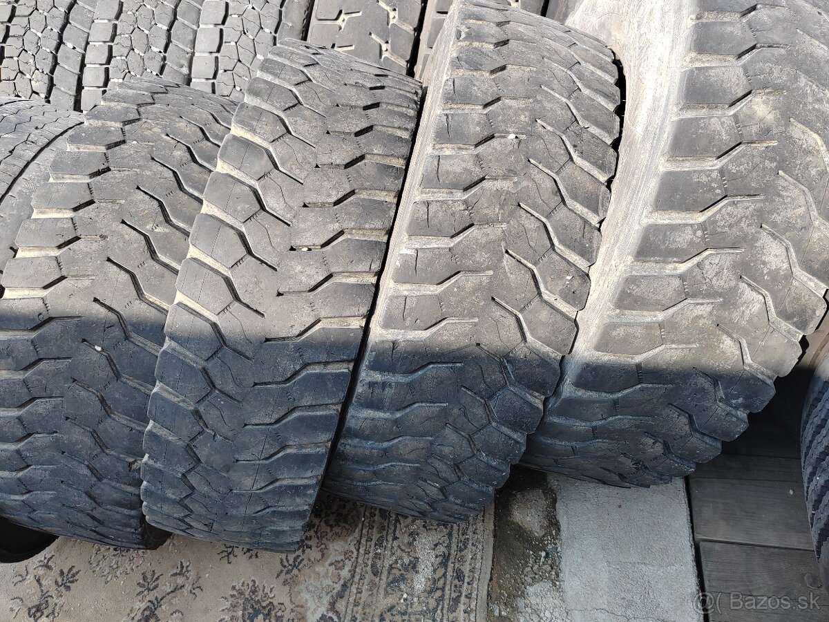 315/80 R22,5 HANKOOK DM11