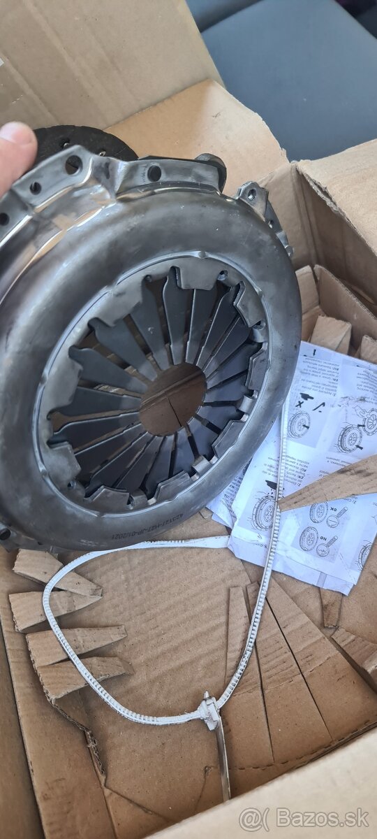 Getz 2005r.Spojková sada úplne nové 4110022655