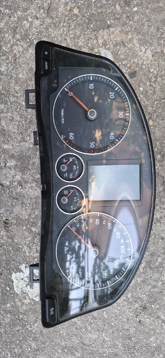 Maxidot diesel budíky VW Golf 5